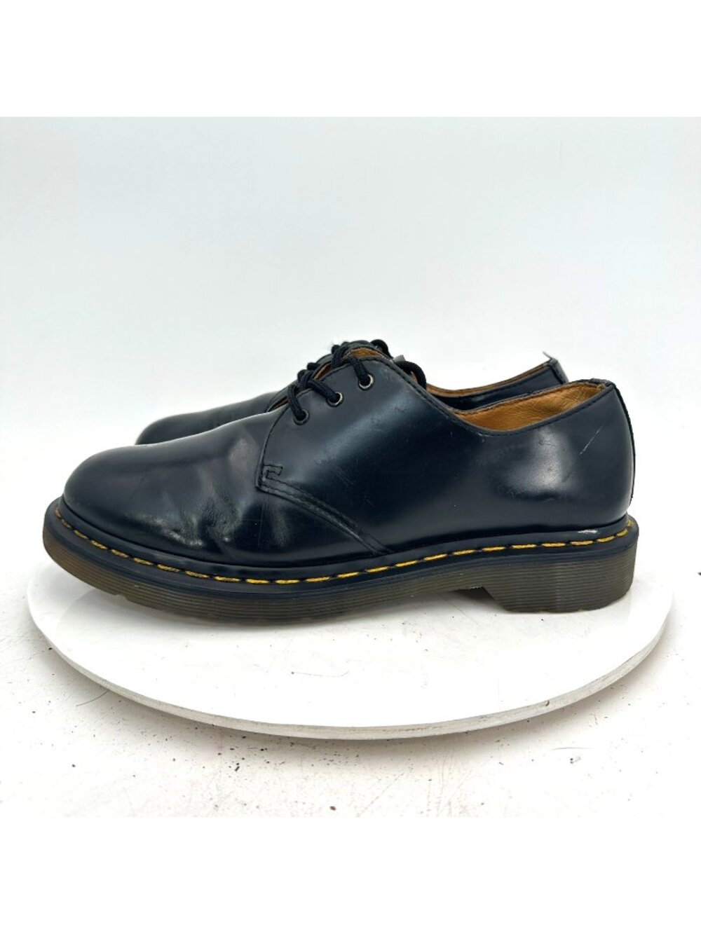 Dr. Martens 11837 Women Size 9 Black Leather 3 Hole Low Top Derby Shoes